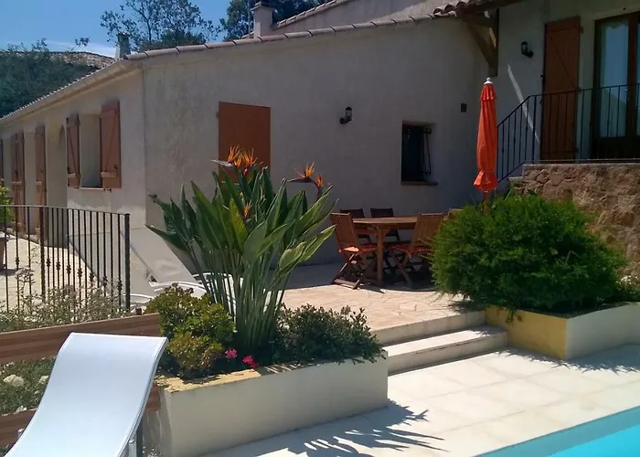 Jeromine Порто-Веккьо